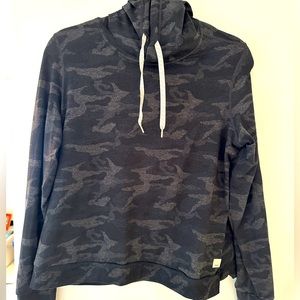 Your Essential Halo Hoodie, black Camo, Size M